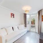Perfectly Located, Classy 2 Bed Flat In Stockwell